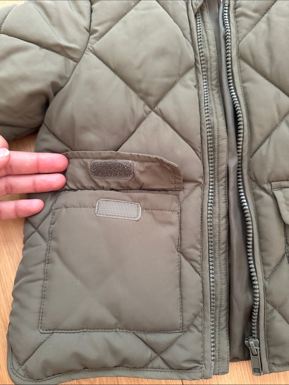 H&M Quilted Olive Kids Bomber Jacket - Picture 3 of 4